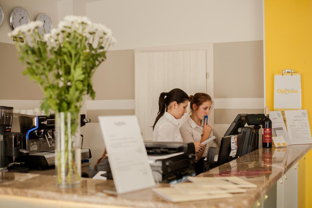 Hotel Optima Rivne Exteriér fotografie