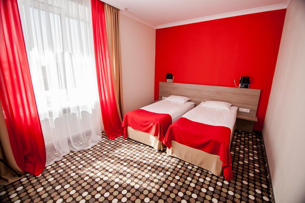 Hotel Optima Rivne Pokoj fotografie
